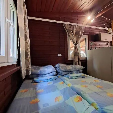 山林小屋 Kanadyjka Nad Jeziorem Makolno *